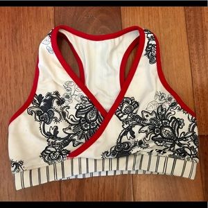 Lululemon white paisley deep V sports bra size 6